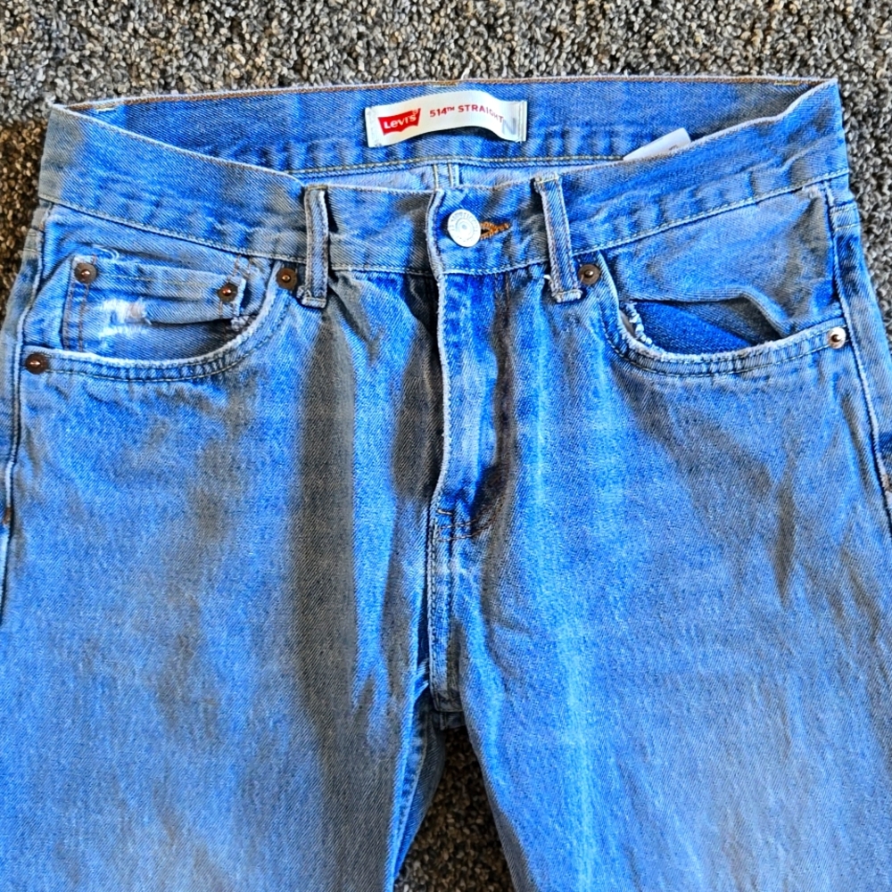 Levi Jean's - Picture 4 of 4